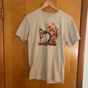 Sewing t shirt sz M